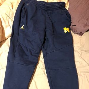 Men’s Jordan Nike Michigan Wolverines Large Pants